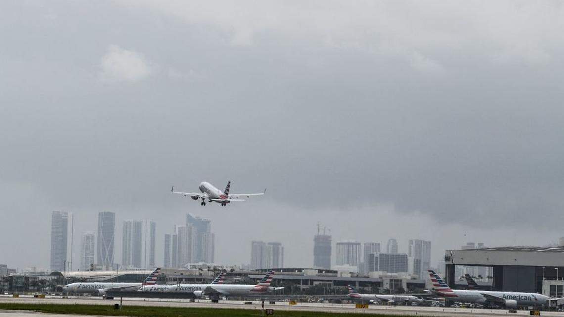 American Airlines wants to fly from Miami to Venezuela. Here are 5 takeaways