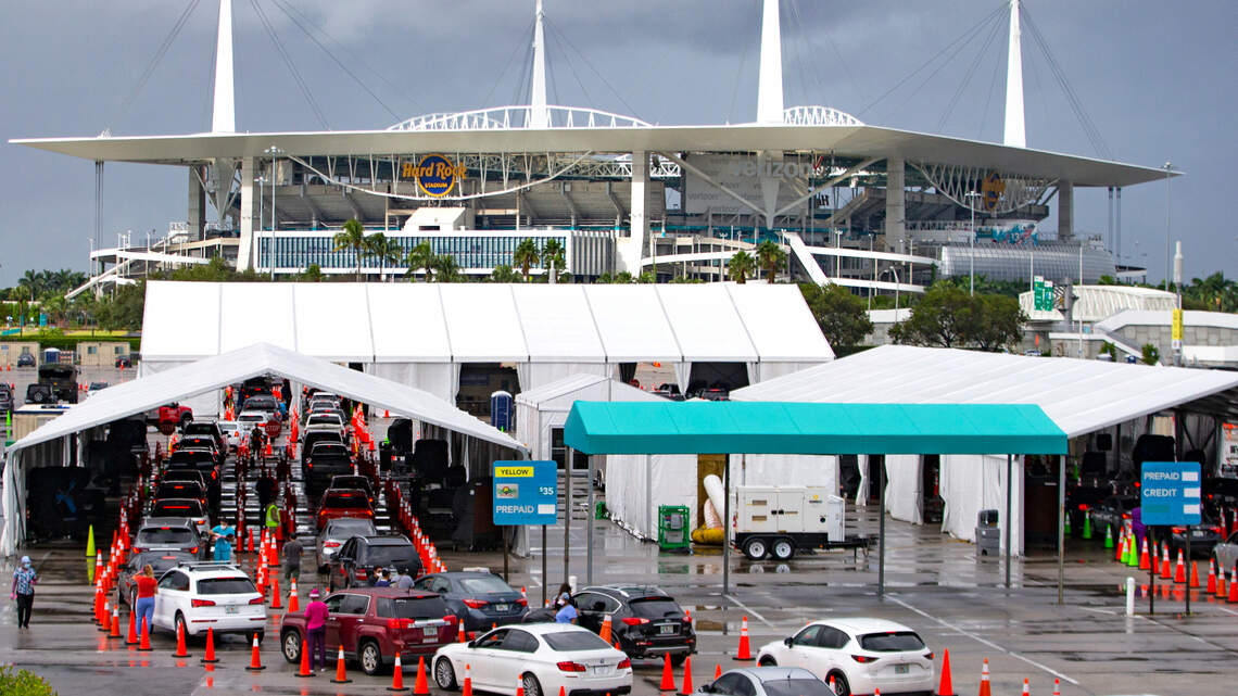 COVID-19 en Florida: Registran 5,645 casos nuevos y confirman 67 muertes