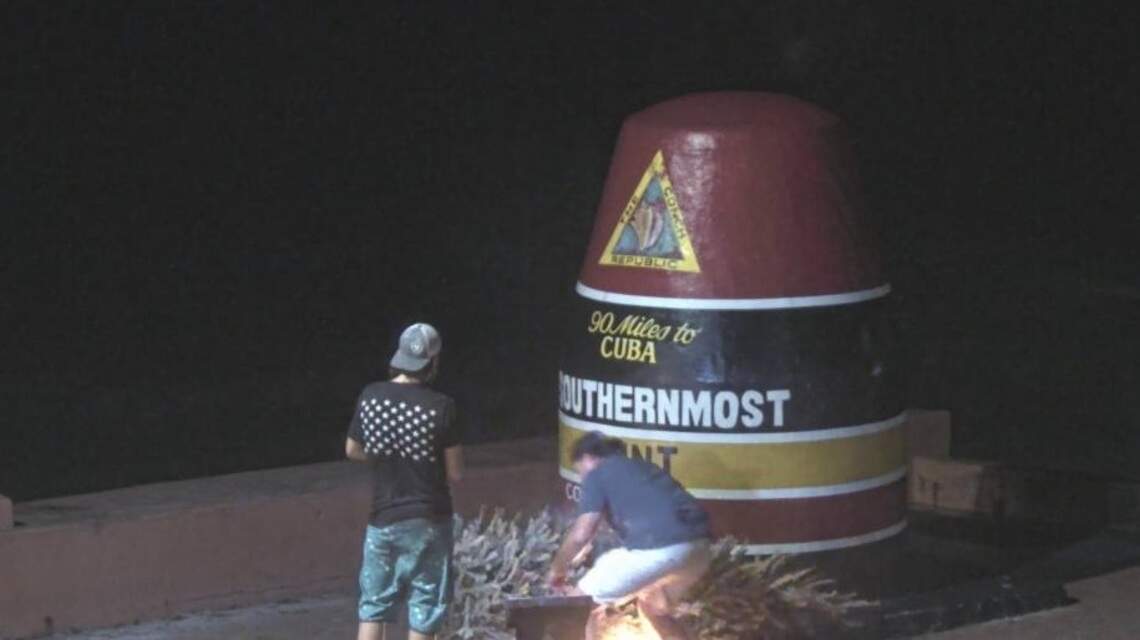 How a Key West bartender and his boss helped solve the burning of a beloved landmark