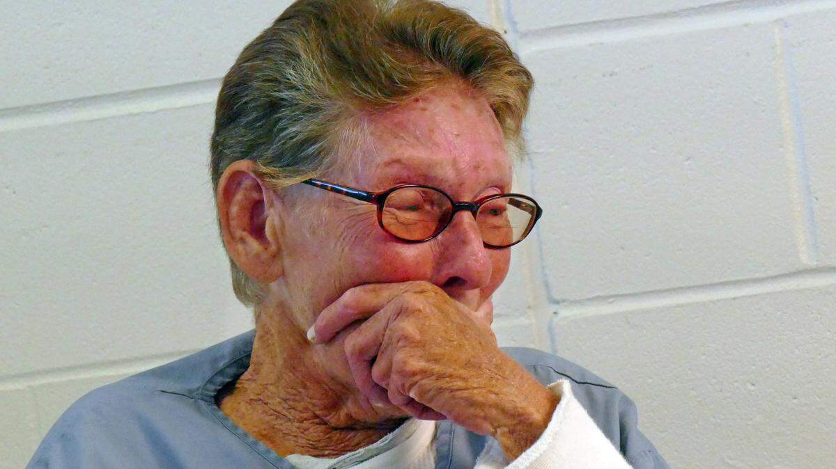 Theresa Livengood, who is serving a life sentence at the Lowell Correctional Institution, breaks down in tears as she talks about the conditions at the facility.
