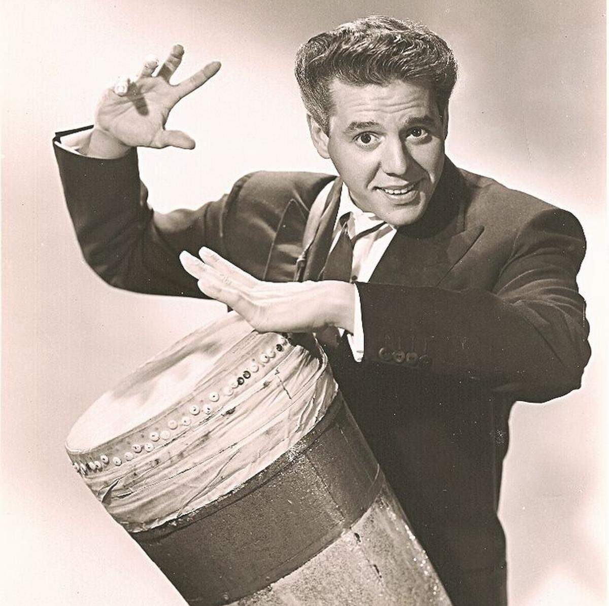 Long before he loved Lucy, Desi Arnaz loved the Stingarees, the athletic teams of Miami Senior High School. Arnaz was a famous alumni of the school.