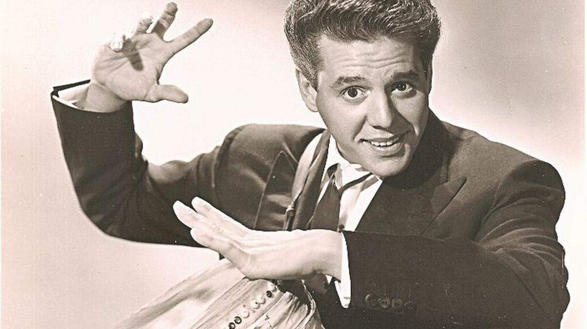 Long before he loved Lucy, Desi Arnaz loved the Stingarees, the athletic teams of Miami Senior High School. Arnaz was a famous alumni of the school.