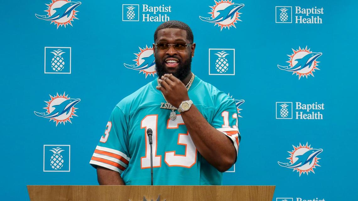 Fifty years after undefeated season, current Dolphins hold 1972 team in reverence