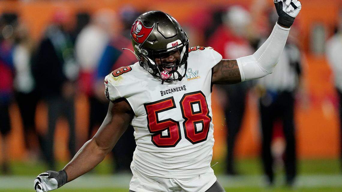 Bucs keep another Super Bowl piece intact. Shaq Barrett signs four-year deal, report says
