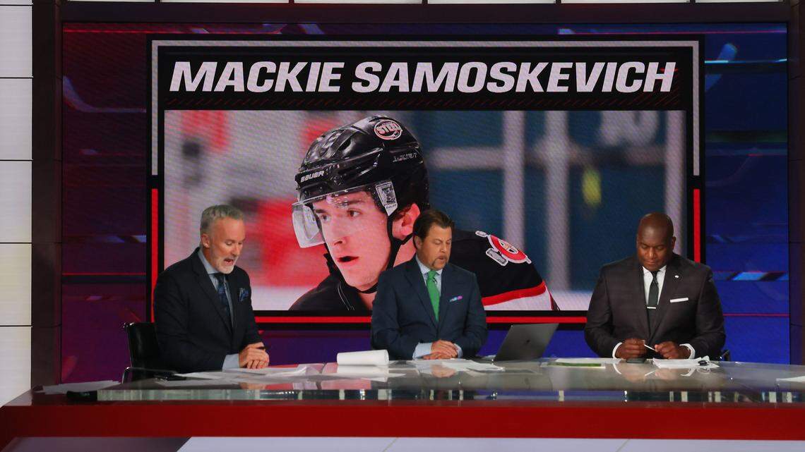 SECAUCUS, NEW JERSEY - JULY 23: With the 24th pick in the 2021 NHL Entry Draft, the Florida Panthers select Mackie Samoskevich during the first round of the 2021 NHL Entry Draft at the NHL Network studios on July 23, 2021 in Secaucus, New Jersey. (Photo by Bruce Bennett/Getty Images)