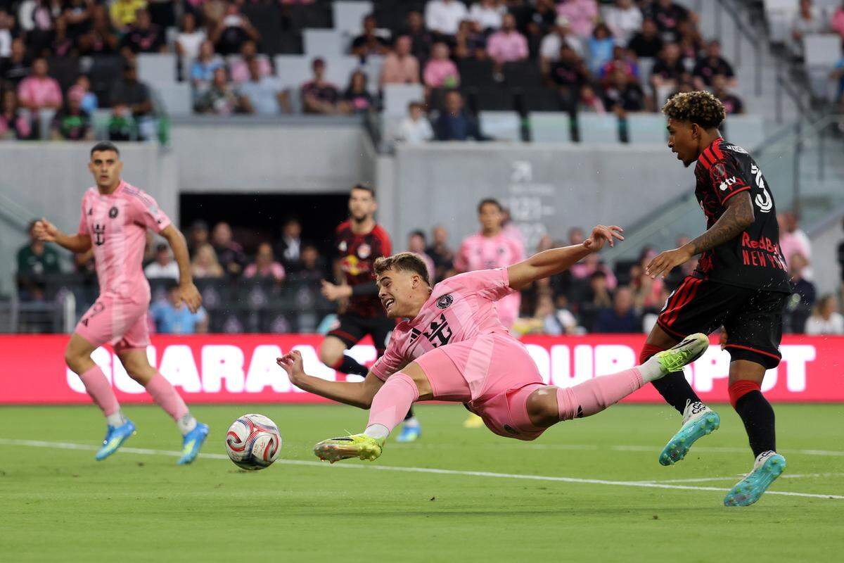 MIAMI, FLORIDA - APRIL 11: Mateo Silvetti #24 of Inter Miami CF kicks the ball during the MLS match between Inter Miami CF and New York Red Bulls at Nu Stadium on April 11, 2026 in Miami, Florida. (Photo by Leonardo Fernandez/Getty Images)