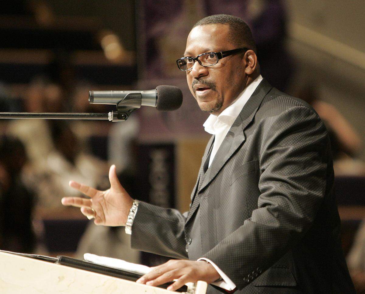 Bishop Victor T. Curry during Sunday morning service at the New Birth Baptist Church in Opa-locka in 2008.