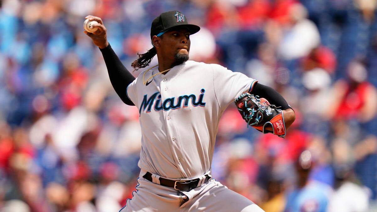 Miami Marlins’ Edward Cabrera pitches during the second inning of a baseball game against the Philadelphia Phillies, Thursday, Aug. 11, 2022, in Philadelphia. (AP Photo/Matt Slocum)