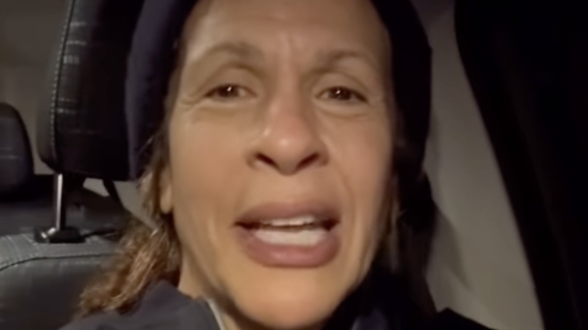 Hoda Kotb reveals what her mournings look like now that she’s retired.
