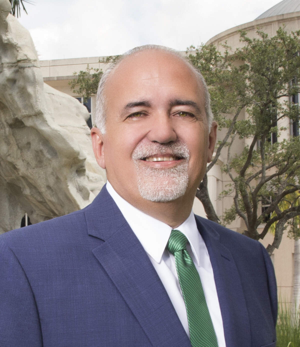 Pete Cabrera won re-election to Seat 2 on Doral’s City Commission.