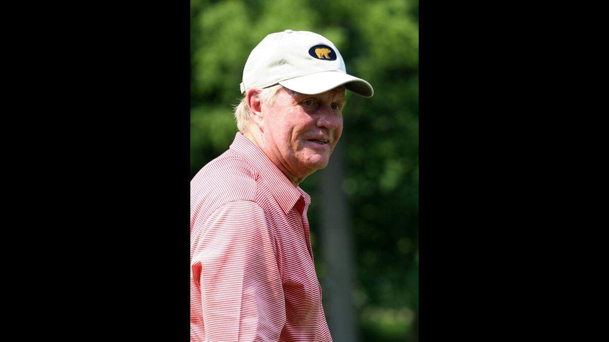 Jack Nicklaus talks about his large family at the Masters. 