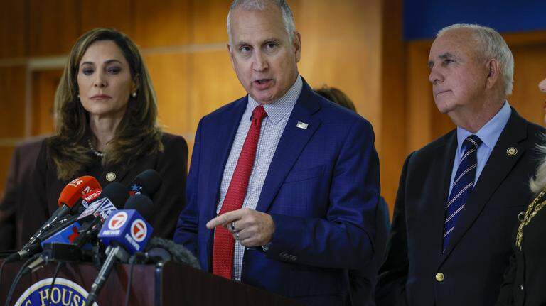 Would US seize an indicted Castro from Cuba? Miami reps say he ‘can leave now’