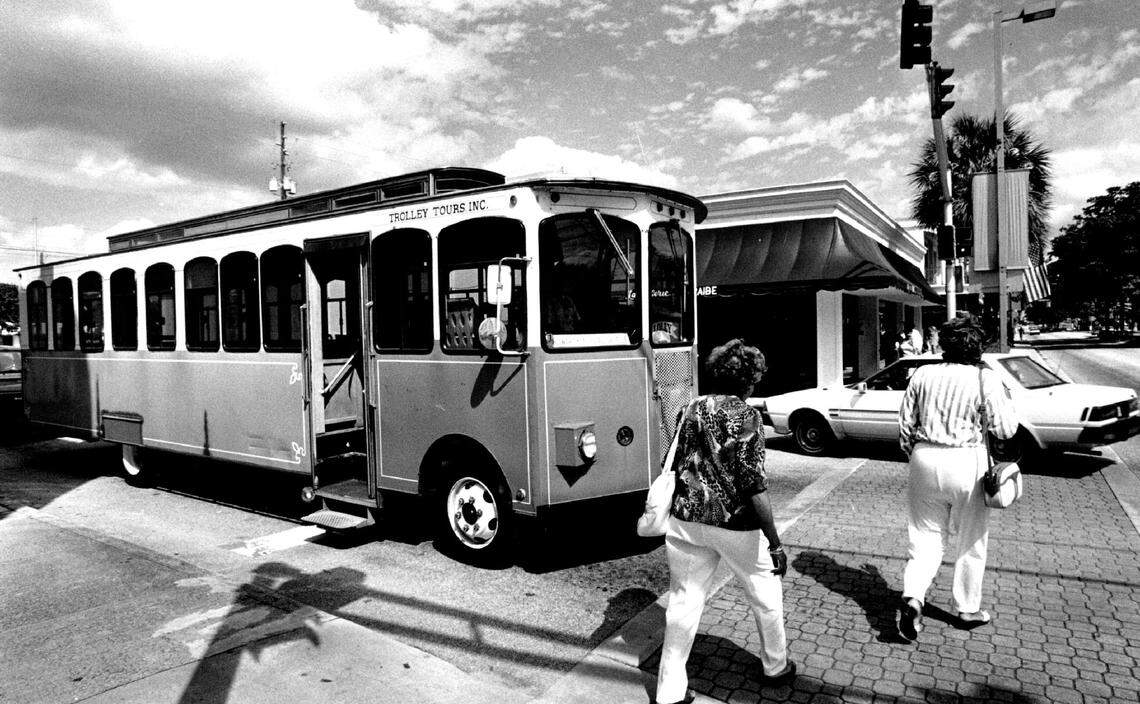 The lunch-time trolley service in 1991, on Las Olas and Eighth Avenue.