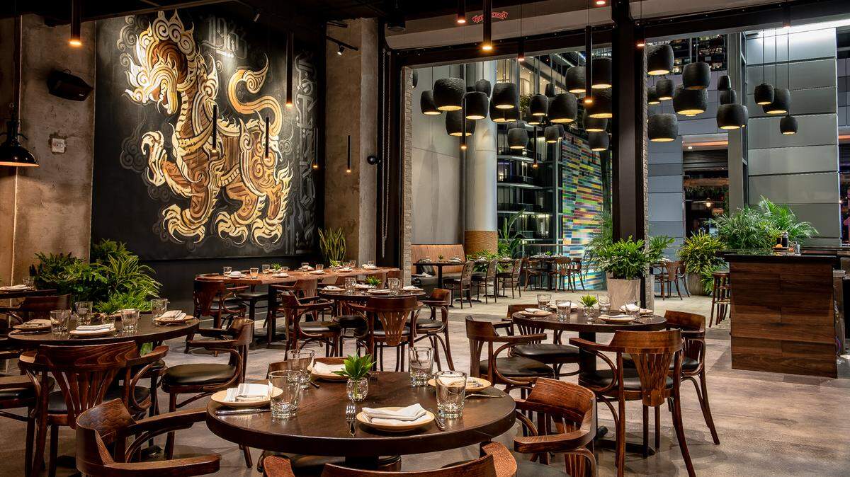 Est. 33 Thai Craft Brewery and Kitchen is now open for lunch as well as dinner at Brickell City Centre.