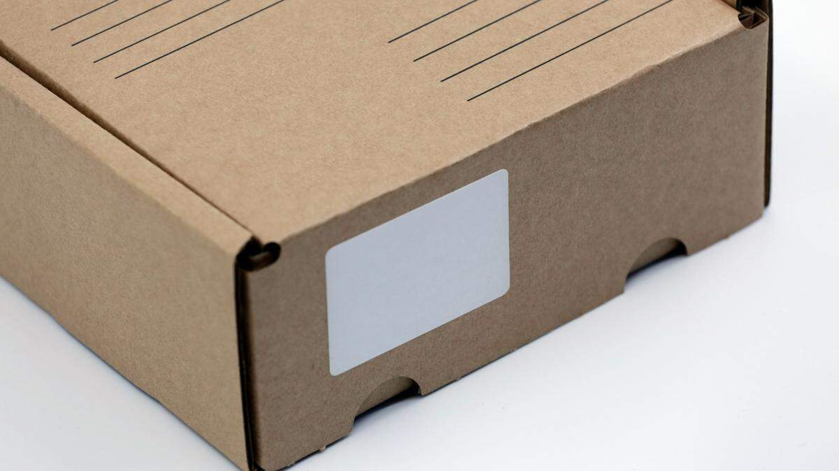Medications used in abortions that can be ordered through the mail with a prescription are a safe and effective way to end a pregnancy, a new study says.