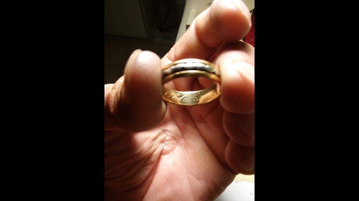 Mark DesErmia found a ring on June 30 at Longboat Key. Inscribed inside was the name “Oldulia” and 12-25-55.