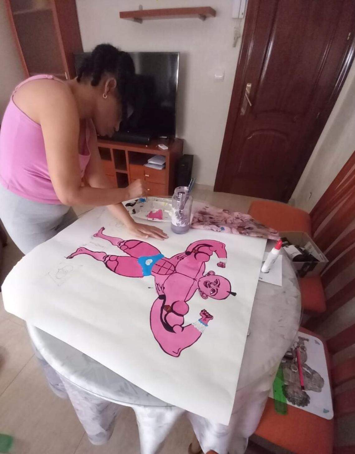 Misleidys Castillo has drawn monumental, muscular figures since she was 6 or 7 years old. “She decides when to start and when to finish,” her mother says.