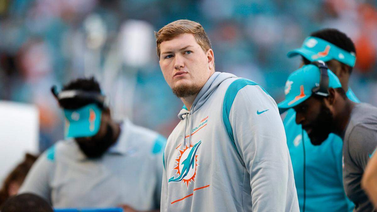 Miami Dolphins center Michael Deiter looks on during second quarter of an NFL football game against the Houston Texans at Hard Rock Stadium on Sunday, November 7, 2021 in Miami Gardens, Florida.