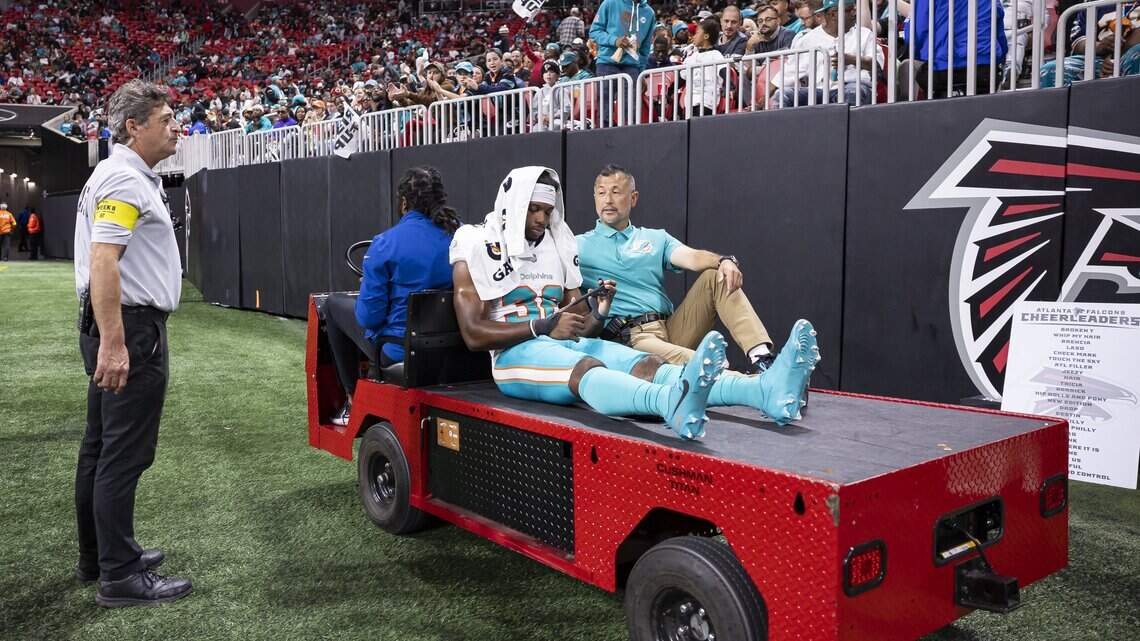 Dolphins opt not to bring back Storm Duck from physically unable to perform