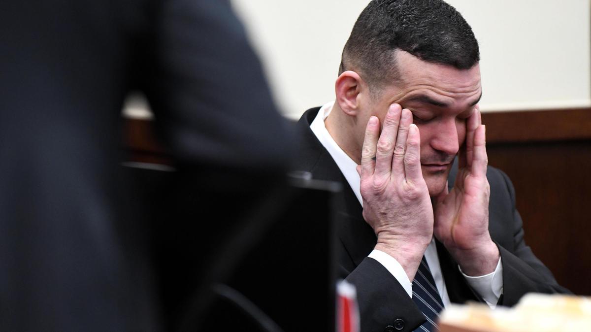 Sigfredo Garcia rubs the sleep out of his eyes as he prepares to hear the closing arguments for his trial on charges of killing FSU law professor Daniel Markel on Thursday. The case went to the jury later in the day.