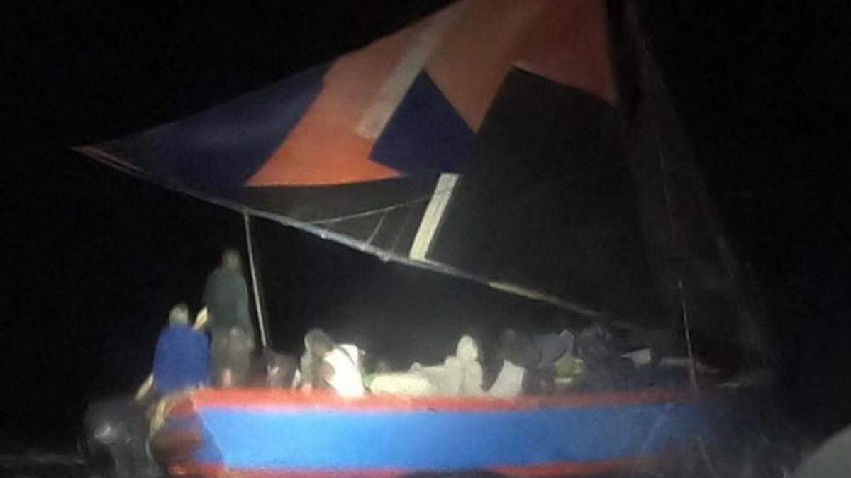 U.S. Coast Guard Cutter Vigilant’s (WMEC 617) crew alerted Coast Guard Sector Key West watchstanders of an overloaded vessel carrying 101 Haitians about 20 miles northwest of Isla de Tortue, Haiti on June 22, 2022. The people were returned to Haiti the next day.