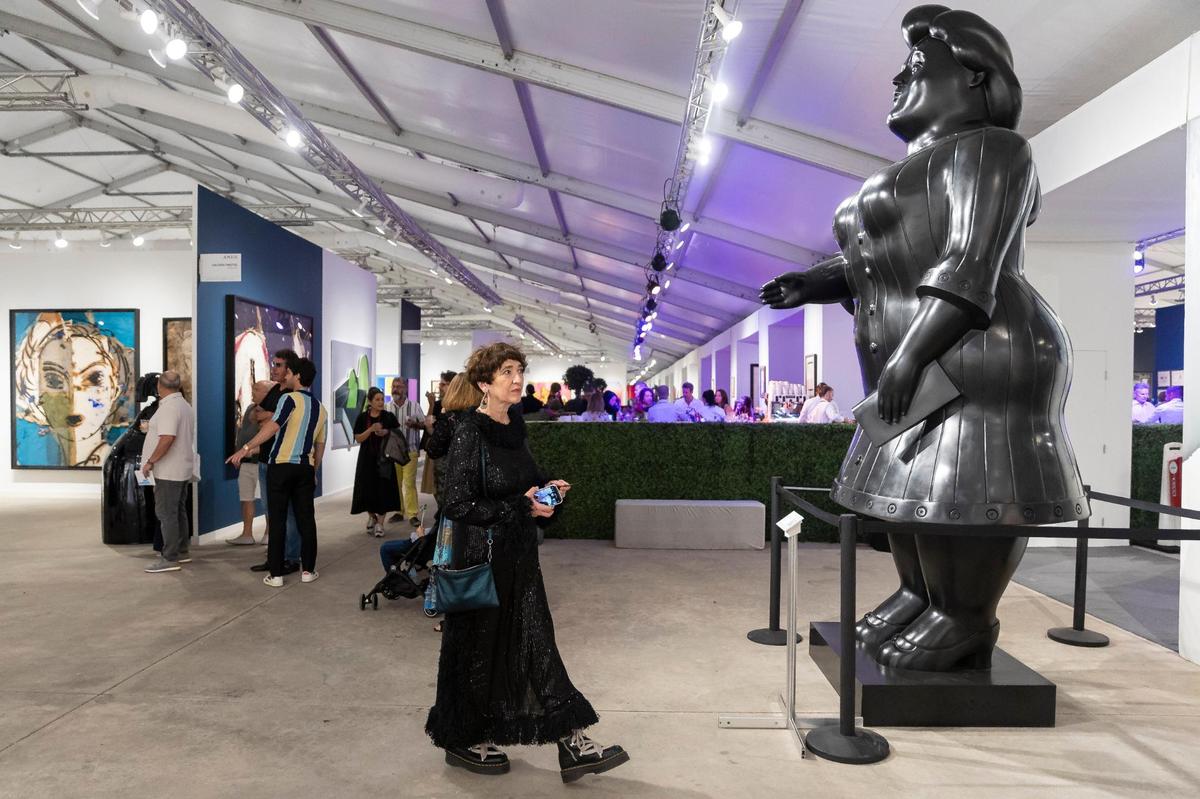 Fernando Botero’s “Mular Vestida” is on display during a VIP preview at Art Miami 2023 on Tuesday, Dec. 5, 2023, in downtown Miami, Fla.