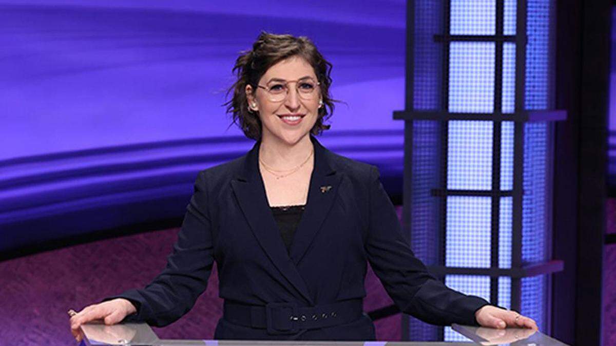 Mayim Bialik begins a two-week stint as guest host of “Jeopardy!” on May 31.