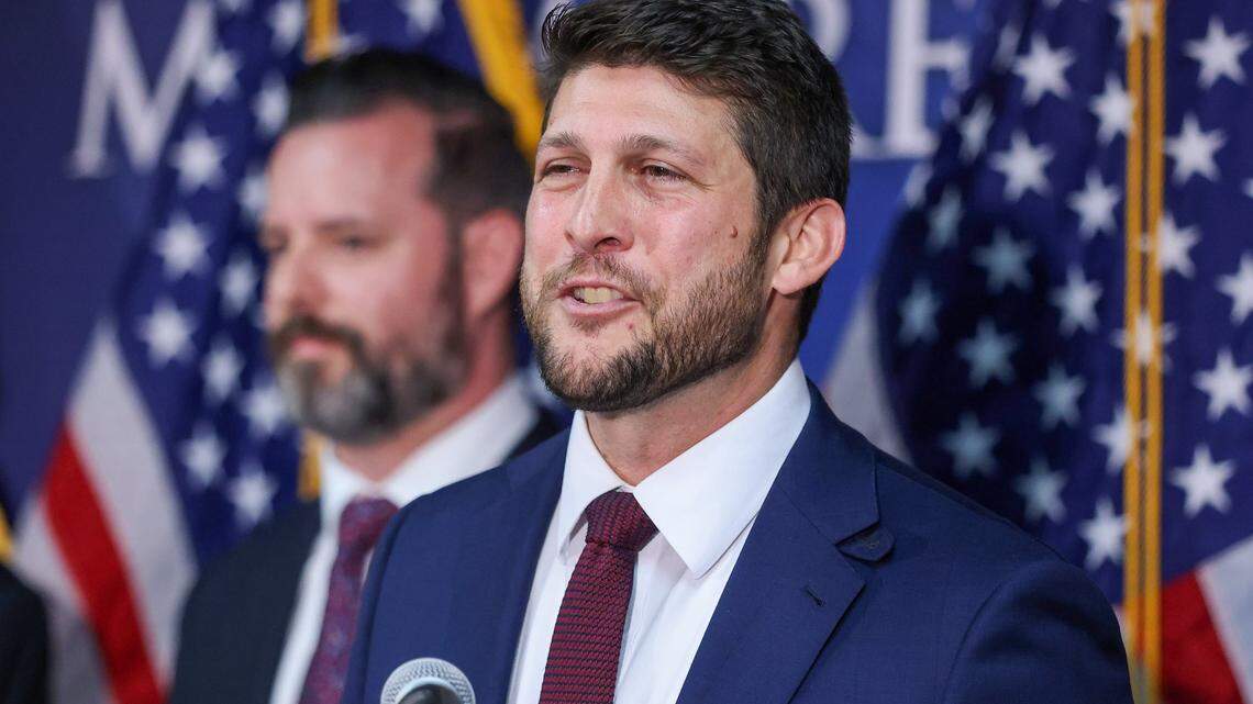Florida AG’s part-time job brings up an uncomfortable truth for the GOP | Opinion