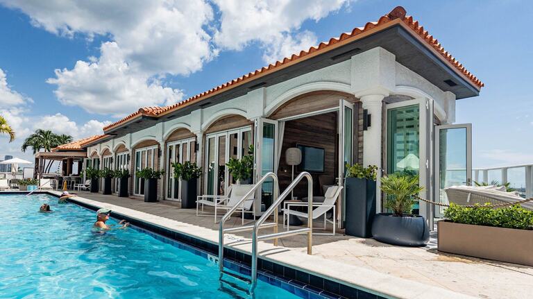 Can you find a deal at a Miami luxury hotel? See what’s offered on a visit to these 5