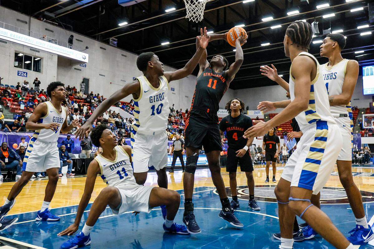 Stranahan High School’s Isaiah Brown (11) scores the game winning basket against Gibbs High School in the final seconds of the game for the FHSAA Class 4A Boys High School Basketball State Championship.
