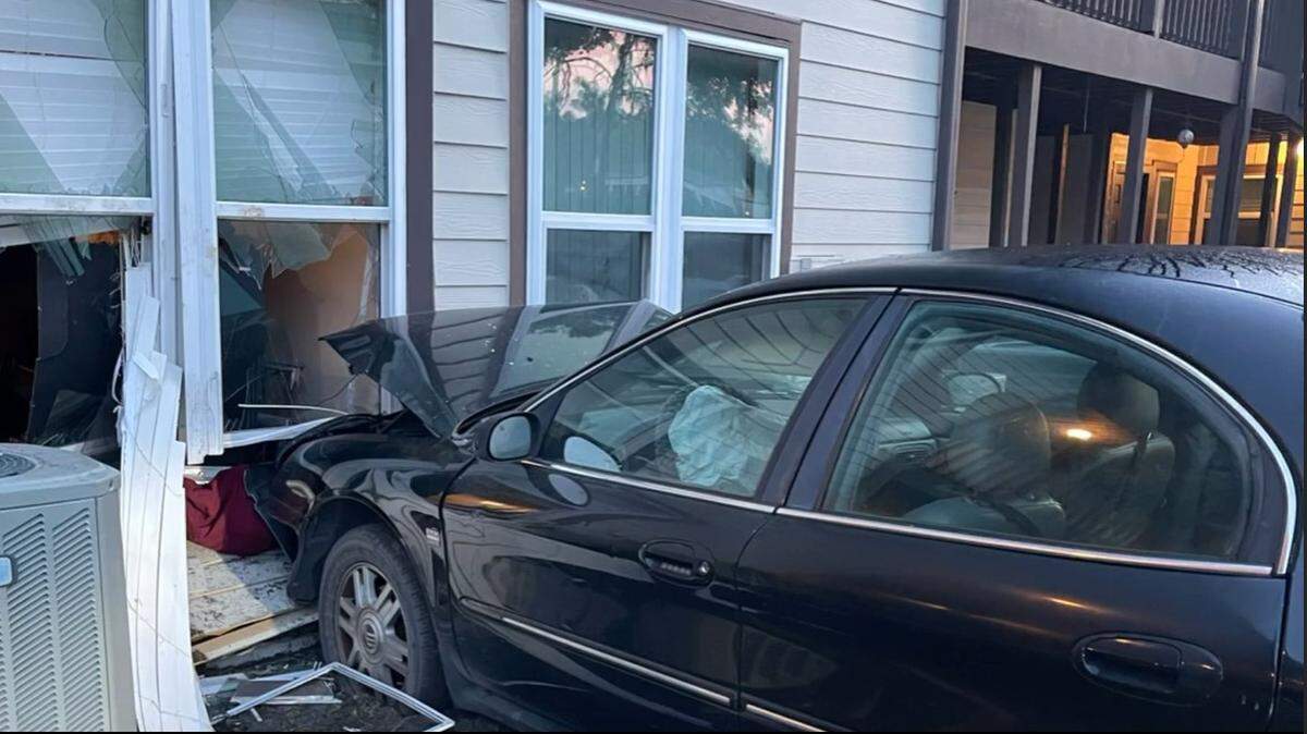Florida man was arrested after cutting off his ankle monitor, barricading himself inside an apartment and jumping out of a window in the apartment, according to officials.