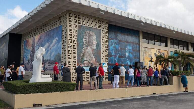 ‘Save JFK Library’: Hialeah residents rally against $8 million museum plan