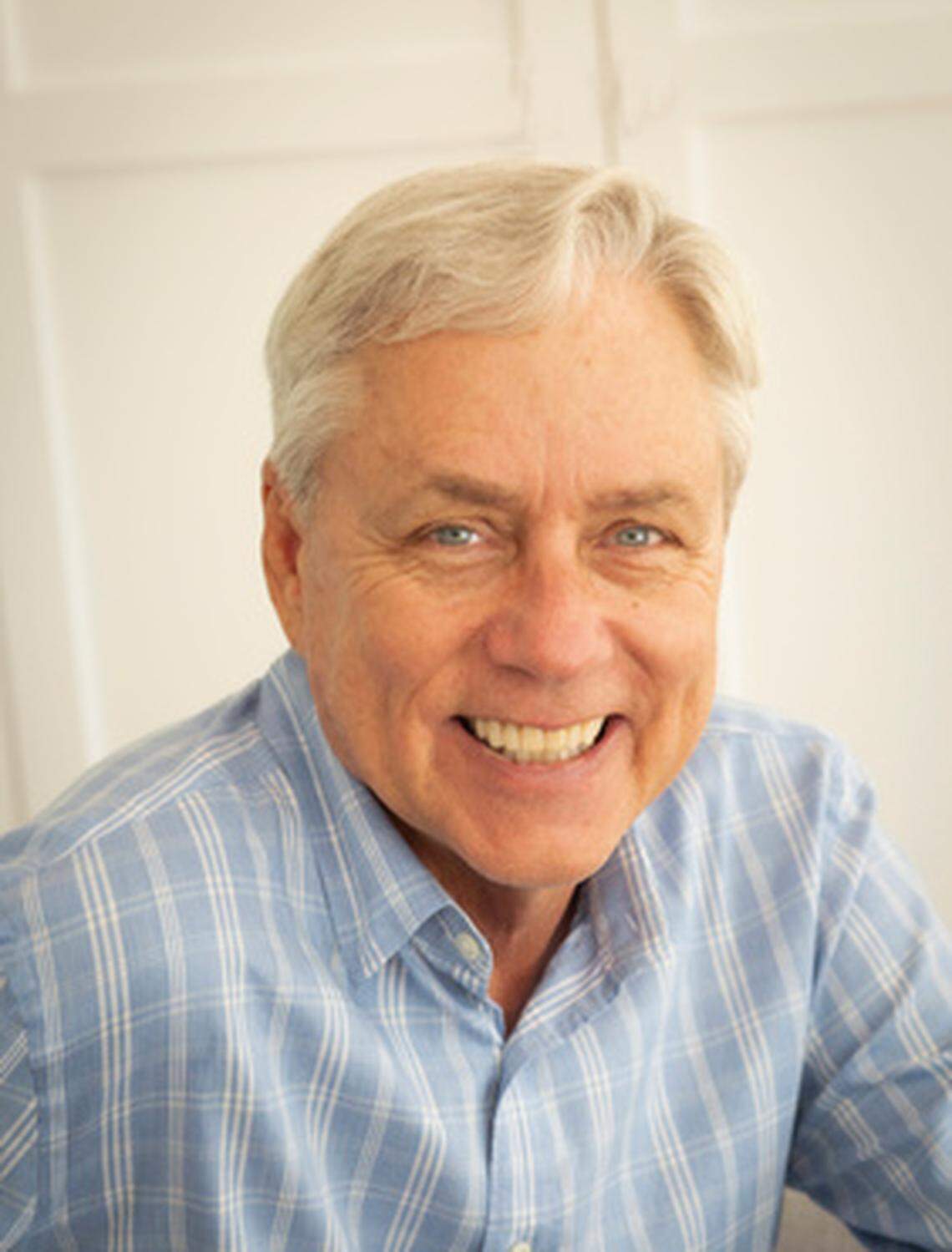 Author Carl Hiaasen