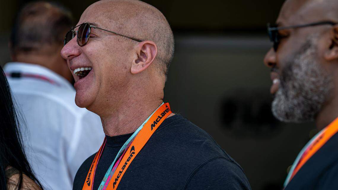 5/6/2023 - Jeff Bezos ahead of a McLaren Pirelli Hot Laps ride during the Formula 1 Miami Grand Prix in Miami, USA. (Photo by Michael Potts/Motorsport Images/Sipa USA) France OUT, UK OUT