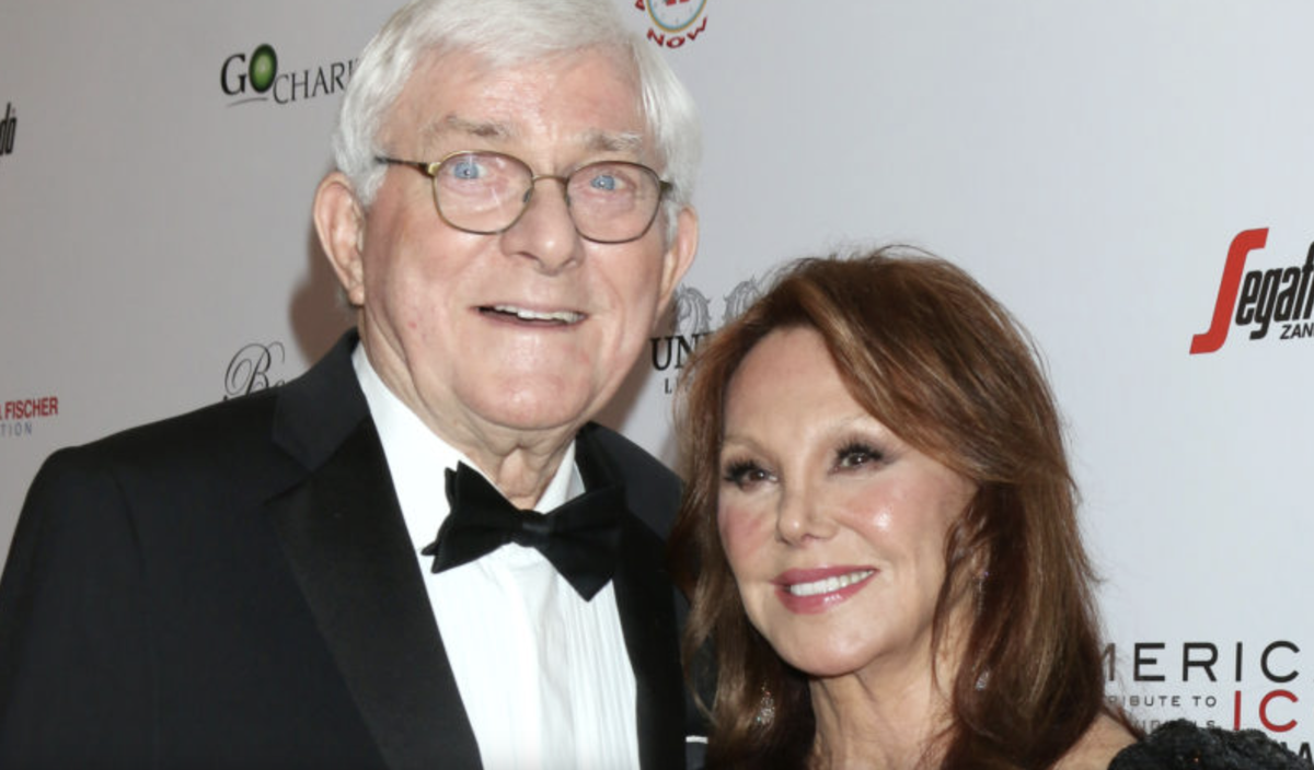 Legendary talkshow host Phil Donahue dead at 88