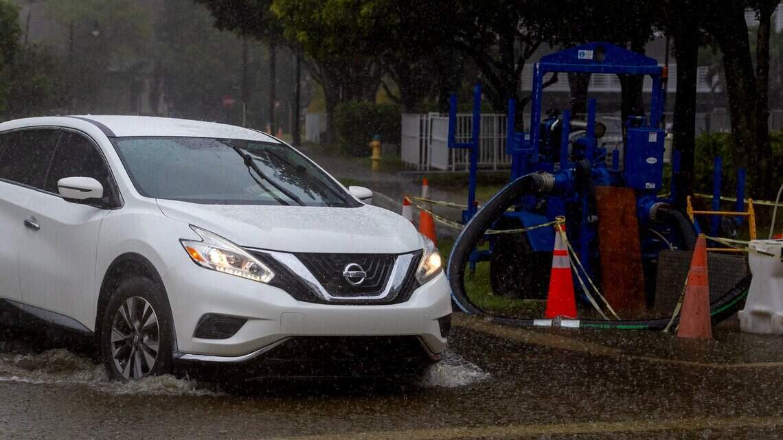 El sur de Florida experimentará fuertes lluvias al comenzar la semana. Qué saber sobre los pronósticos