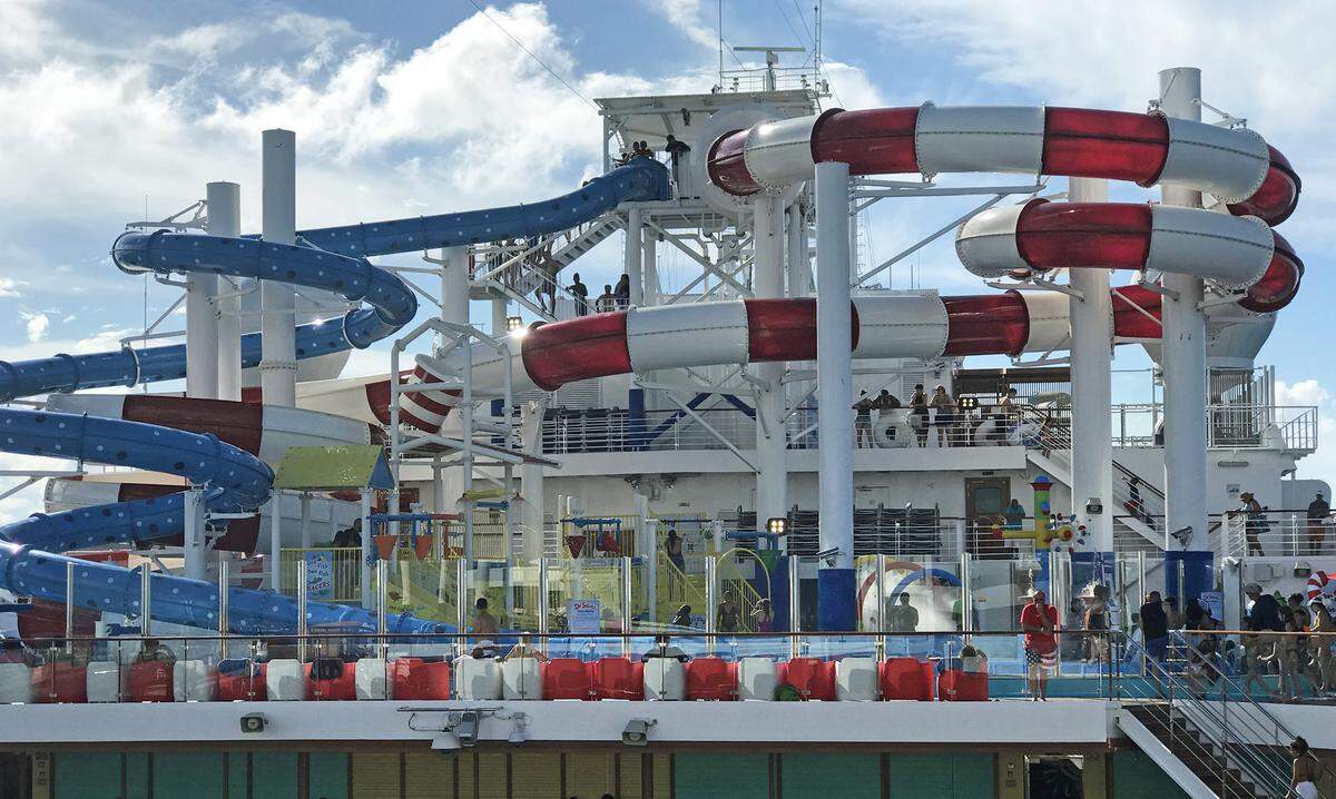 The water works on Carnival Horizon are Dr. Seuss themed, with the Cat in the Hat slide, the Fun Things slide and a huge tipping barrel.