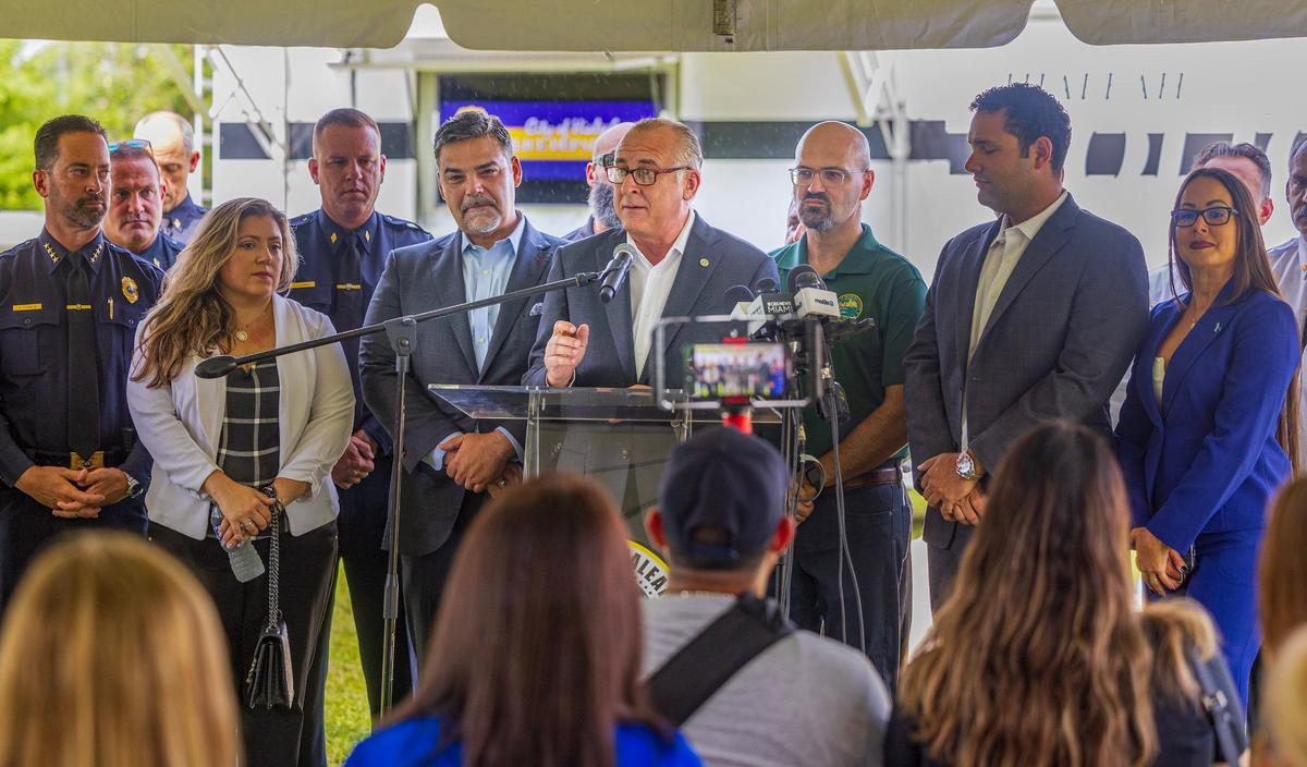 City of Hialeah Mayor Esteban Bovo, Jr. was joined by a group of elected officials and Hialeah first responders during the groundbreaking ceremony for a new 911 communications tower in Hialeah Heights on Wednesday, Sept. 4, 2024.