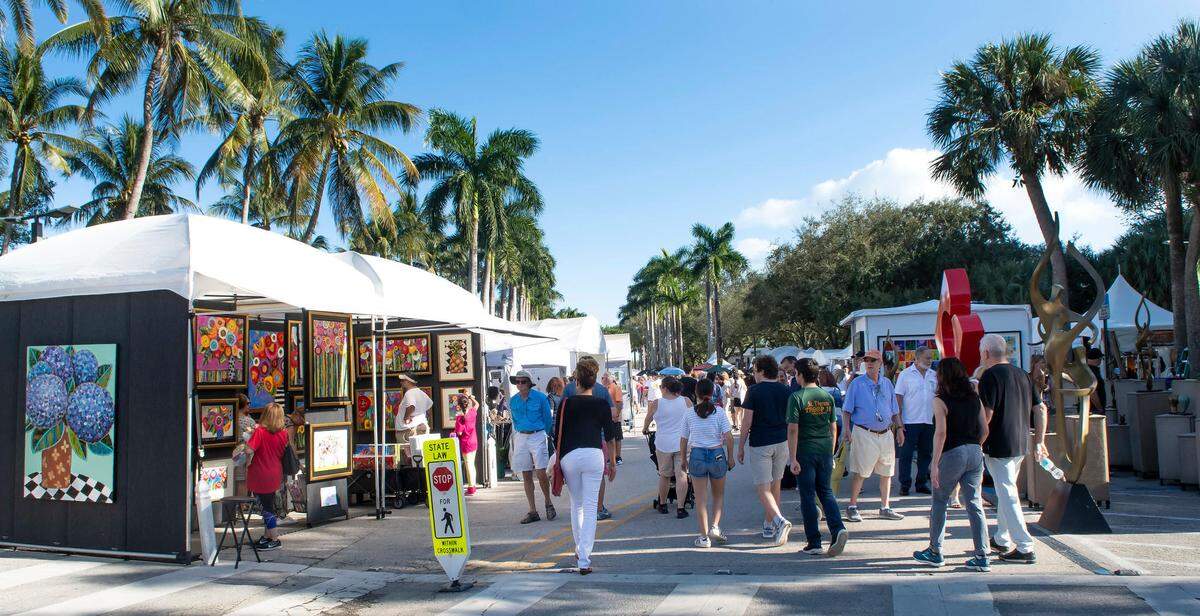 The 68th Annual Beaux Arts Festival held Jan 13th, 2019 in Miami on the campus of the University of Miami. The BAF is the oldest juried fine arts show and returned for its 68th year. Over 220 fine art exhibitors, live entertainment and and a variety of dining options made the event ideal and not just for art enthusiasts but for families as well.