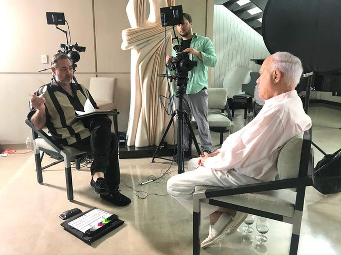 Filmmaker Jerry Levine interviewing George Feldenkreis for the documentary ‘From Cuba to America’.