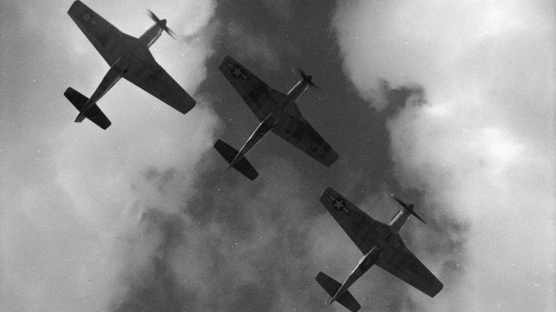 An air raid in Munich in 1944 destroyed dinosaur fossils from Egypt. Now, photos of those fossils reveal a new discovery.