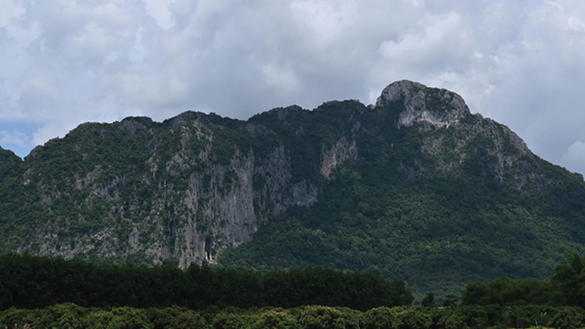 karstic mountain khlong hat district