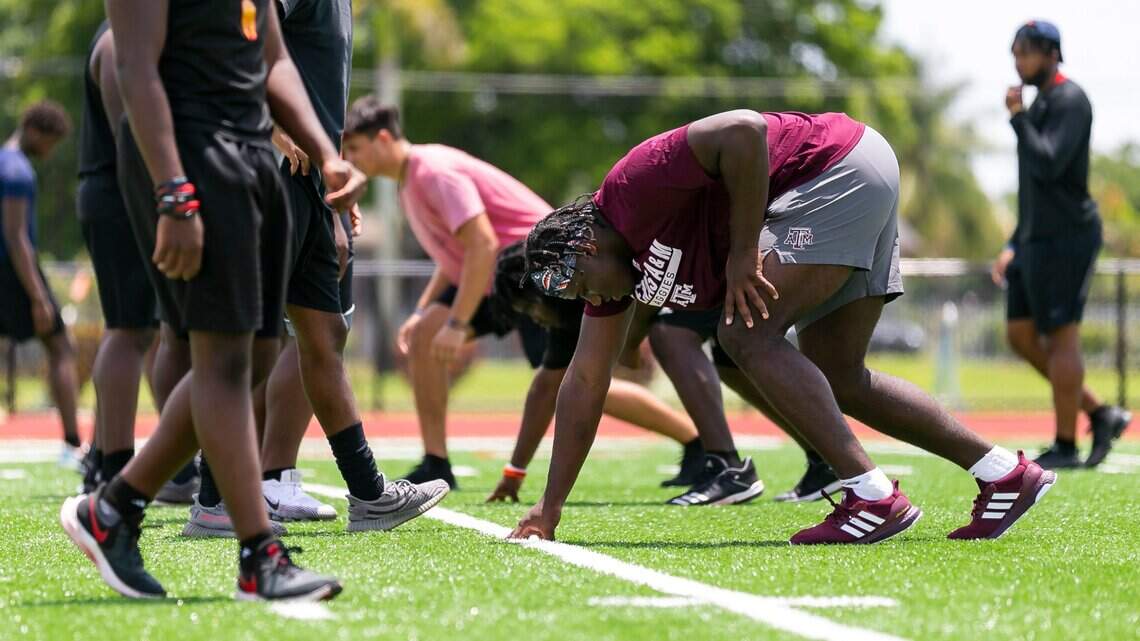 Miami Hurricanes expecting multiple five-star visitors for ACC opener against Virginia