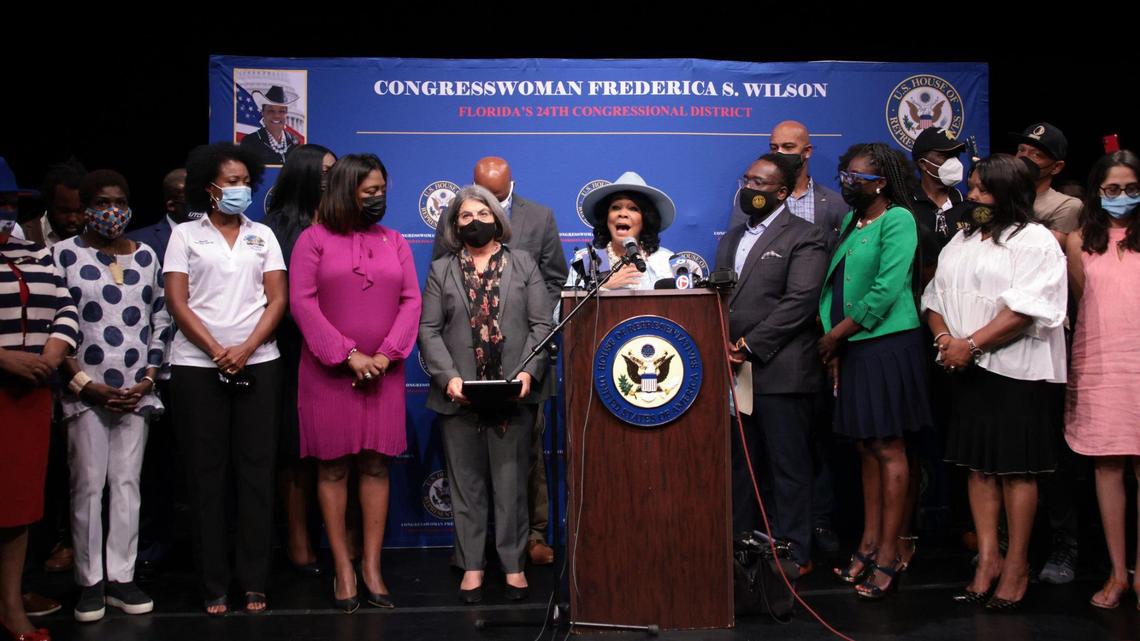 ‘Fix this.’ Miami officials furious over Haitian deportations, inaction from Biden.