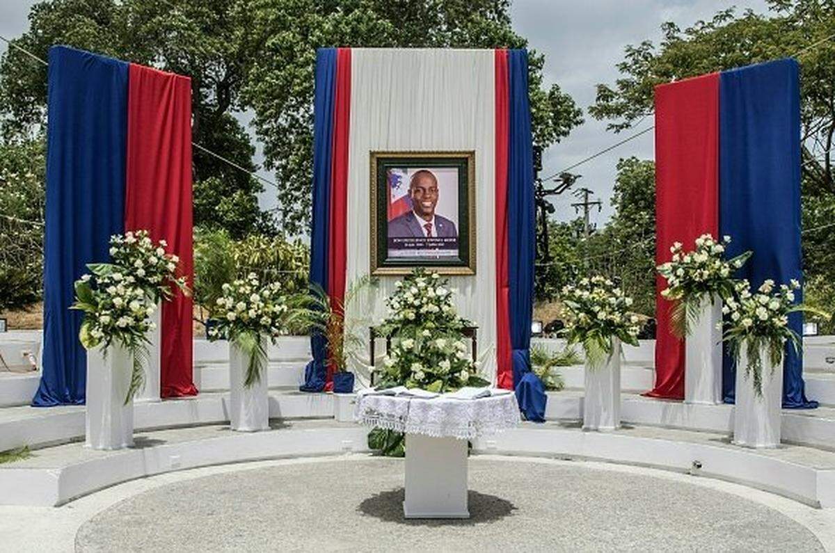 Ceremony in honor of late Haitian President Jovenel Moise at the National Pantheon Museum in Port-au-Prince, Haiti, on July 20, 2021. - The ceremony comes as designated Prime Minister Ariel Henry prepared to replace interim Prime Minister Claude Joseph, after the July 7 attack at MoÃ¯se's private home.