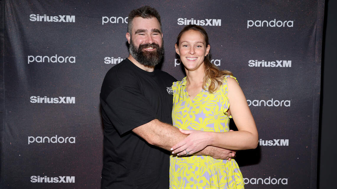 Kylie Kelce bringt eines ihrer Lieblings-Podcast-Segmente zurück – und es ...