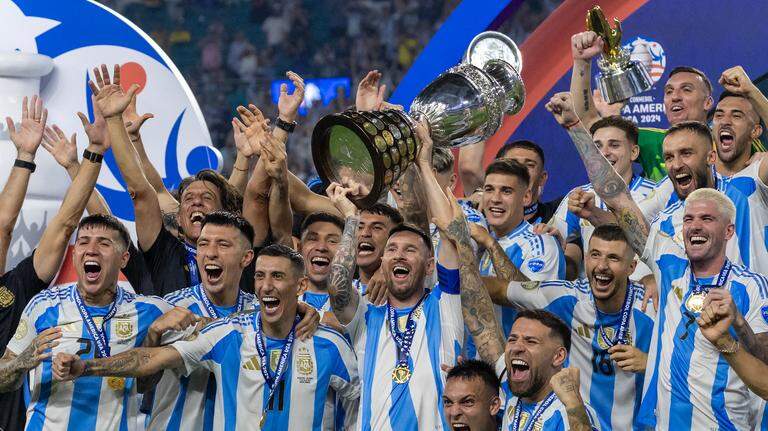 Photo Gallery: Copa América final between Argentina and Colombia