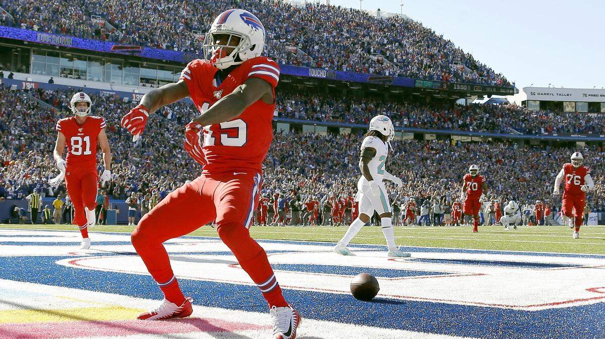 Buffalo Bills wide receiver John Brown celebrates his touchdown catch against the Miami Dolphins in the second half last Sunday