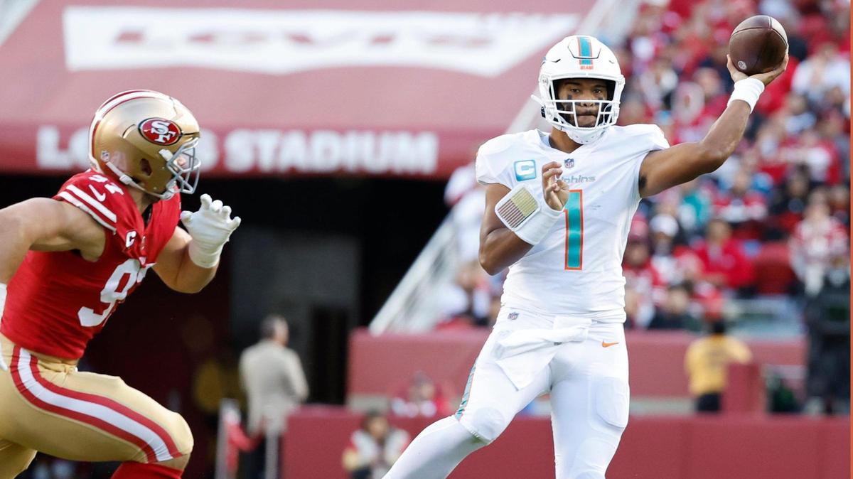 Miami Dolphins quarterback Tua Tagovailoa (1) looks to pass in the second quarter against the San Francisco 49ers at Levi’s Stadium in Santa Clara, California on Sunday, December 4, 2022.