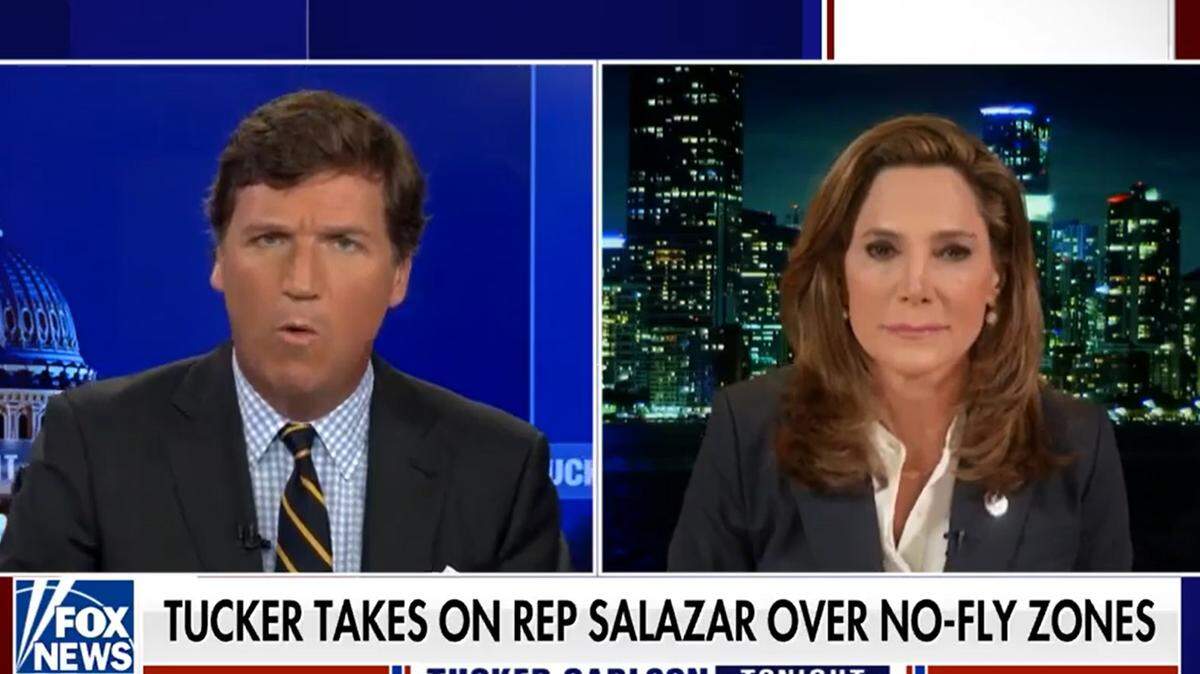 Una captura de pantalla de la presentación de la representante federa María Elvira Salazar el miércoles por la noche en el programa de Tucker Carlson en FOX News.